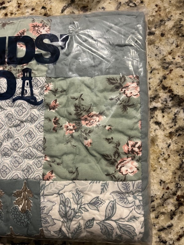 NWT Lands End Floral Square Patchwork Heirloom Standard Sham (1) Fresh Thyme Omb gallery