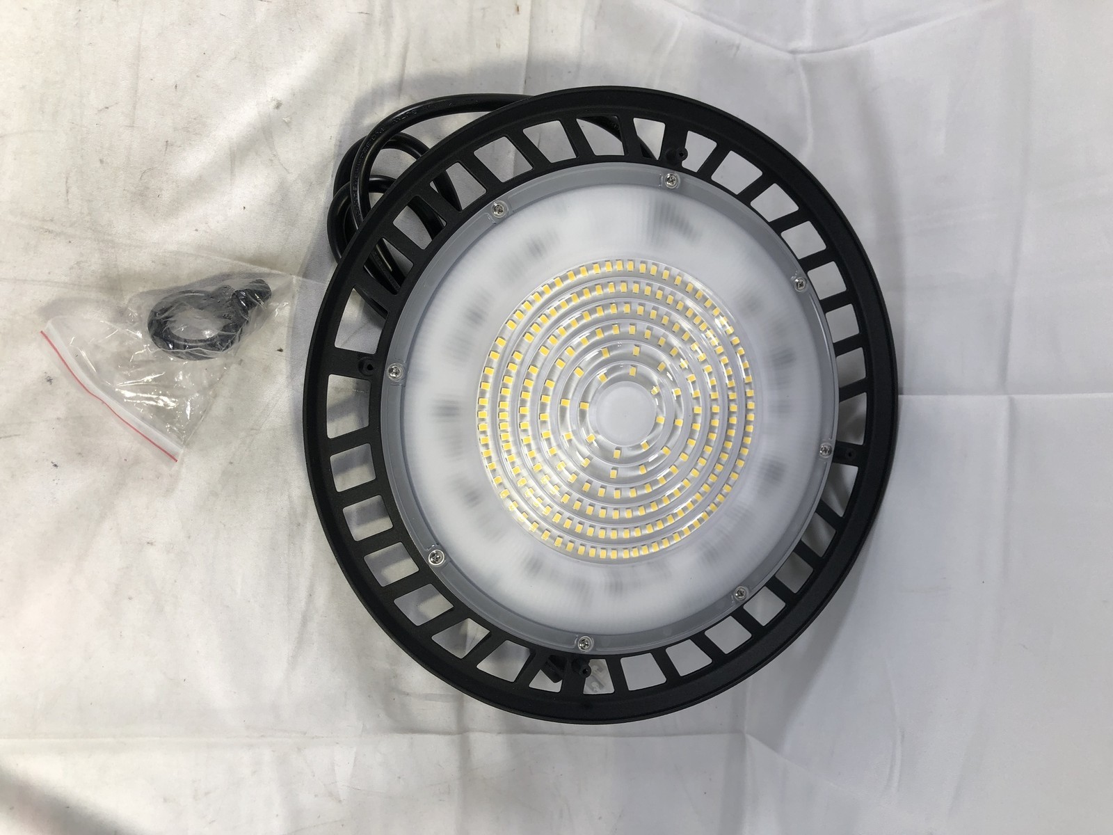 Sunco 150W LED UFO High Bay Light 5000K Plug & Play UL Certified gallery