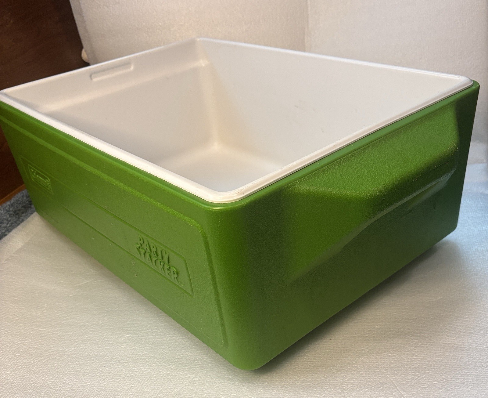 Coleman 24‑Can Party Stacker Cooler – Green – Model 6225 – Very Clean No Lid gallery