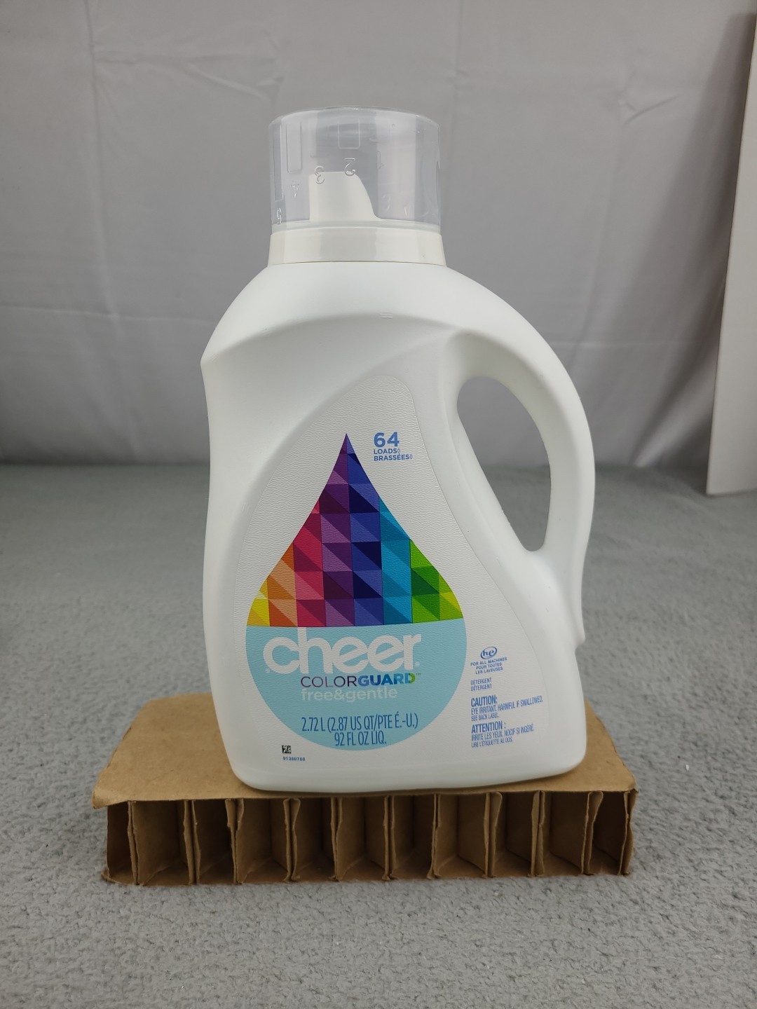 1x Cheer COLORGUARD Free Gentle Liquid Detergent HE 64 Loads 92 Oz DISCONTINUED gallery