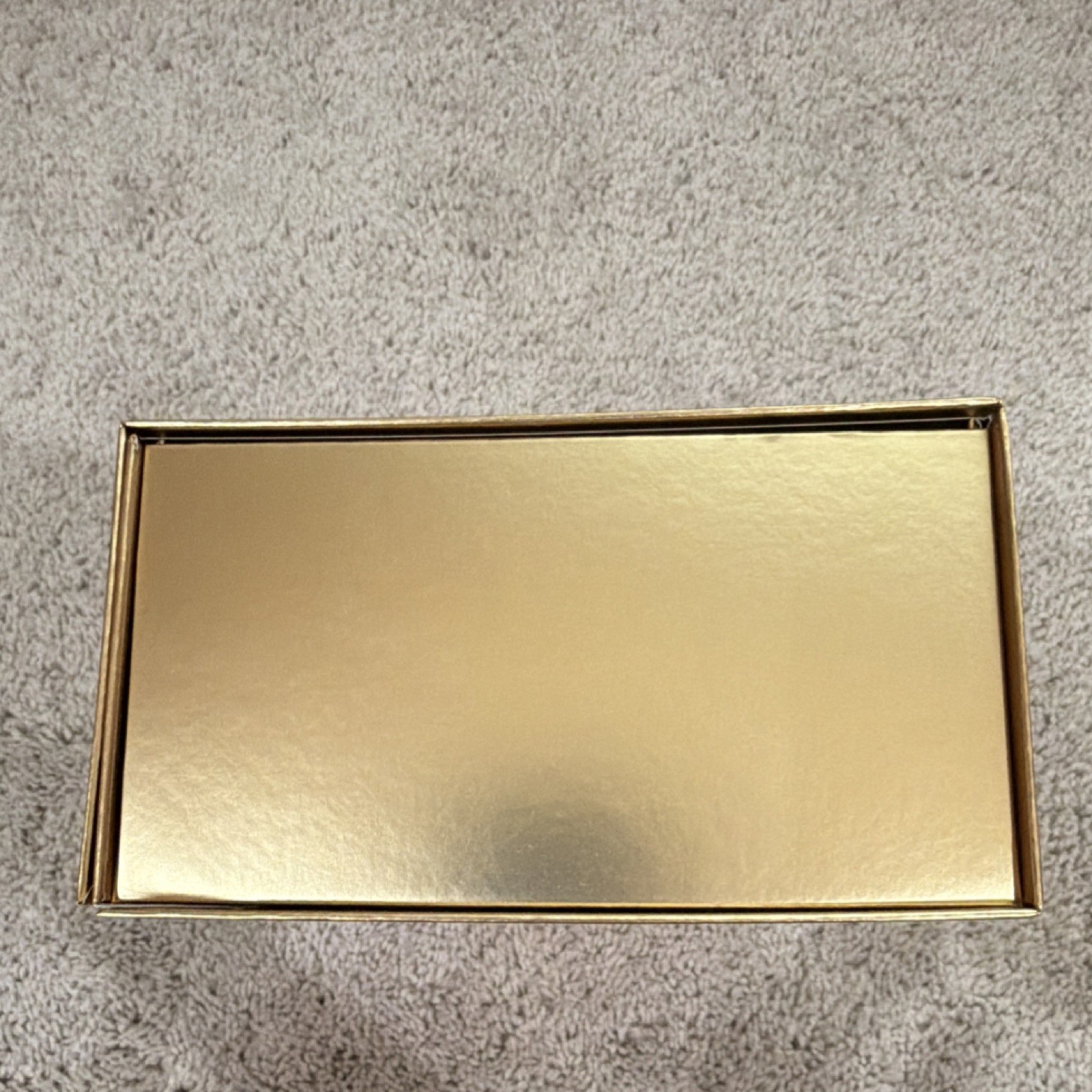 Dolce&Gabbana Gold Gift Box Solid Pattern Single Item size 10.5”x7.5”x4” gallery