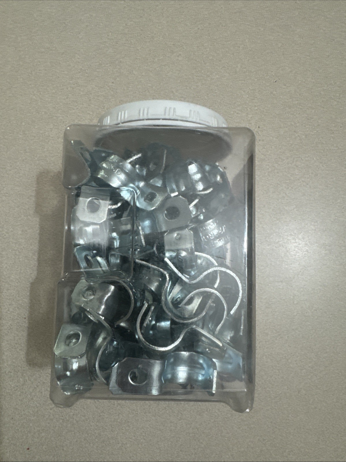 Halex 61105B Rigid One Hole Strap, 1/2In, Zinc Electro Plated (100-Pack) gallery