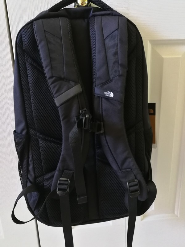 The North Face Connector Backpack mongo Logo NWT Black 28L 2