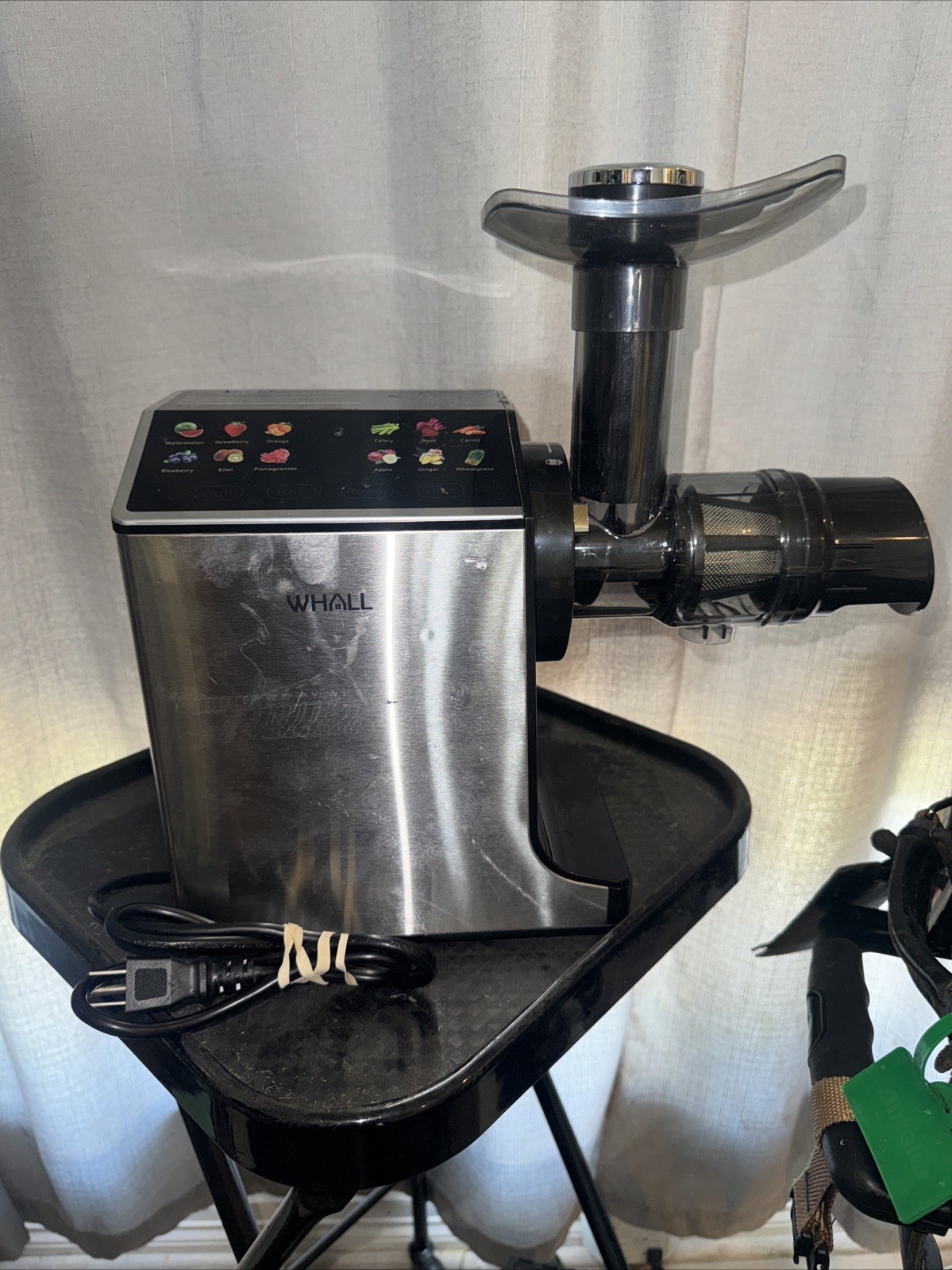 Whall Slow, Masticating & Cold Press Juicer Machine, 2 Speeds ZM1523 - SILVER gallery
