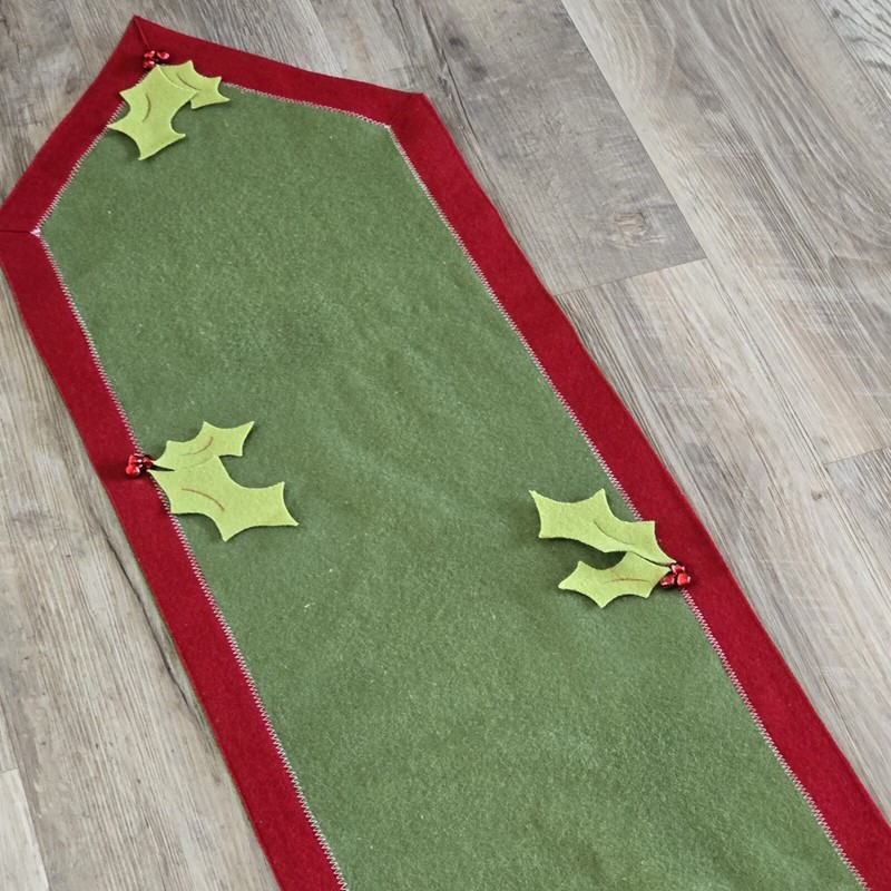 Wool Blend Table Runner Holly Berries Bells Leaves Green Christmas Embellished gallery