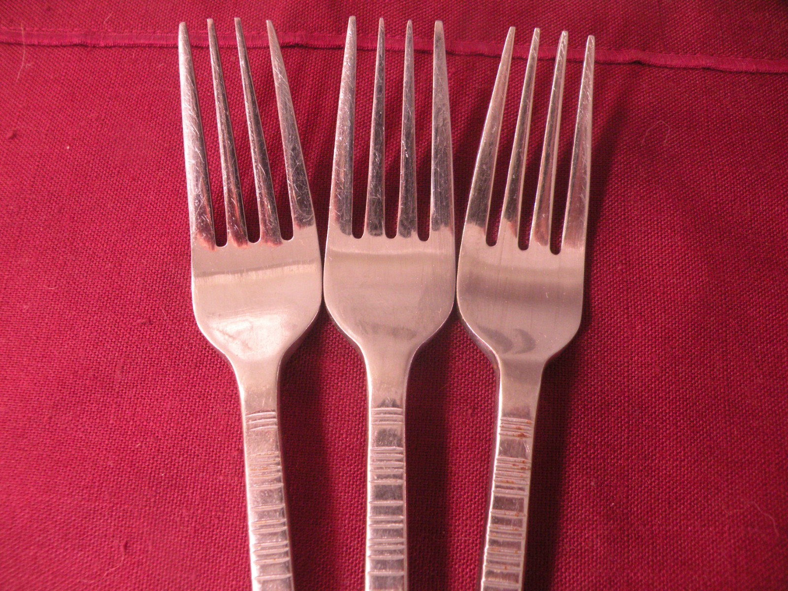 Set Of 3 Dinner Forks Azur Hampton silversmiths Stainless Steel flatware 8" gallery