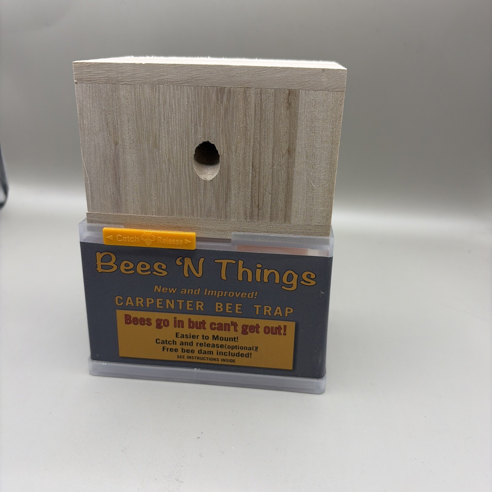 Bees 'N Things Outdoor Carpenter Bee Traps, NEW gallery