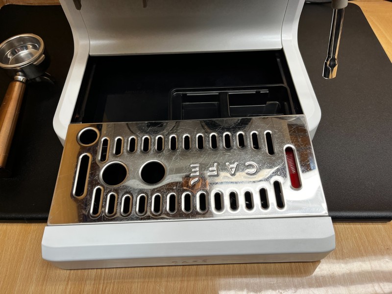 Café Bellissimo Semi Automatic Espresso Machine -White-WiFi Connected gallery