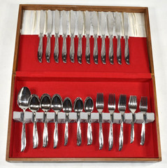 TWIN STAR Stainless By Oneida Silver Community Betty Crocker 62pc Service For 12