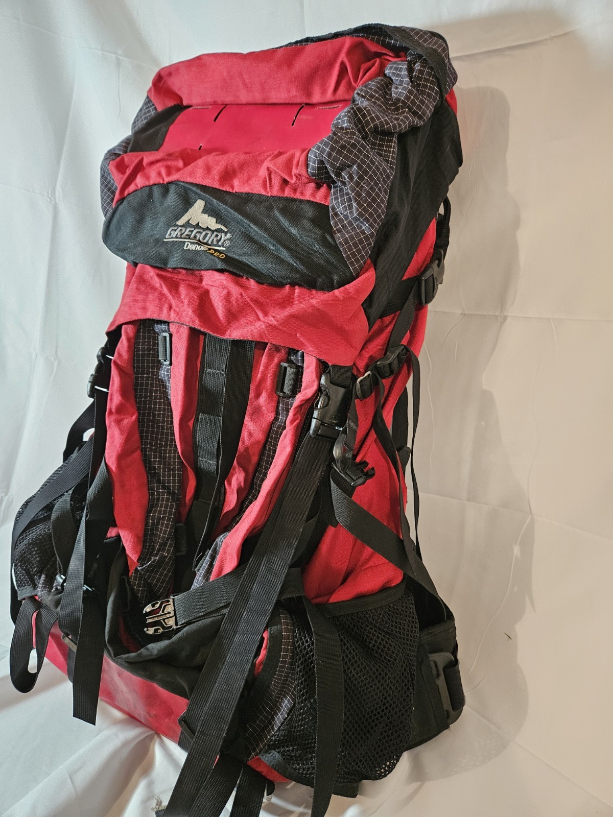 GREGORY DEVA 60 HIKING CAMPING BACKPACK RED GRAY
