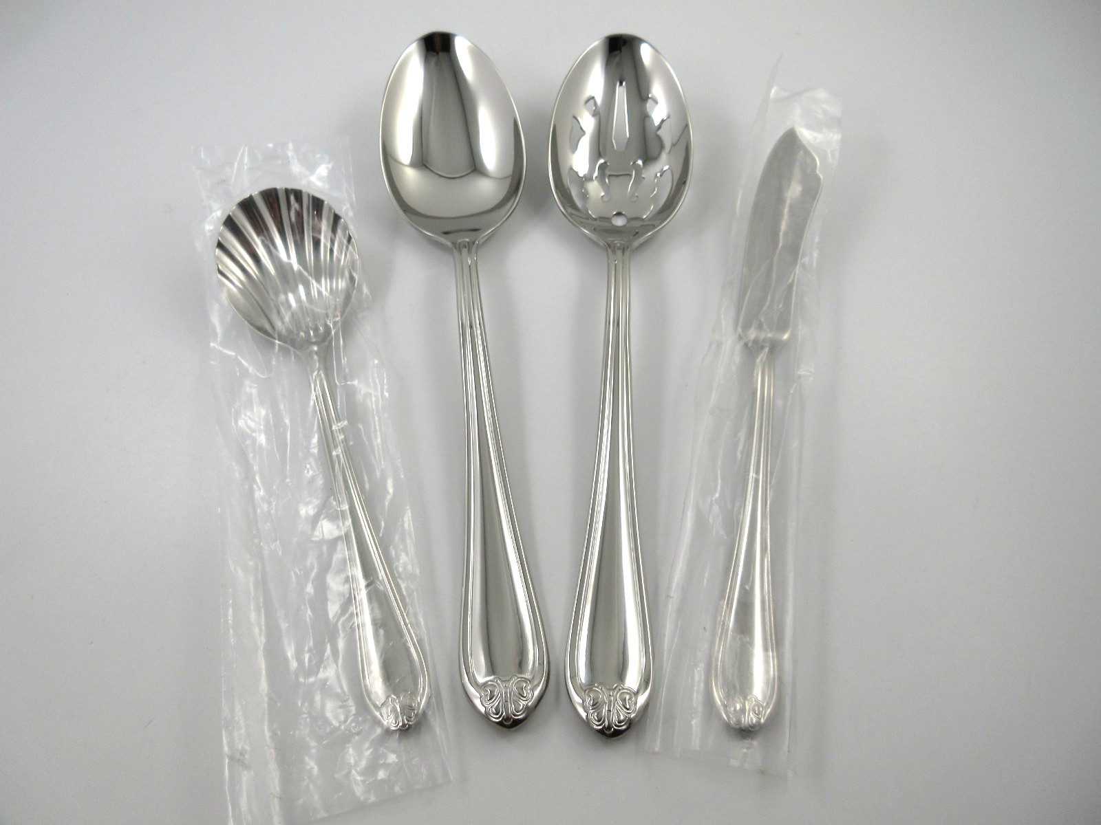 Lenox BUTTERFLY MEADOW 4 Serving Pieces Glossy 18/8 Stainless Steel Flatware gallery