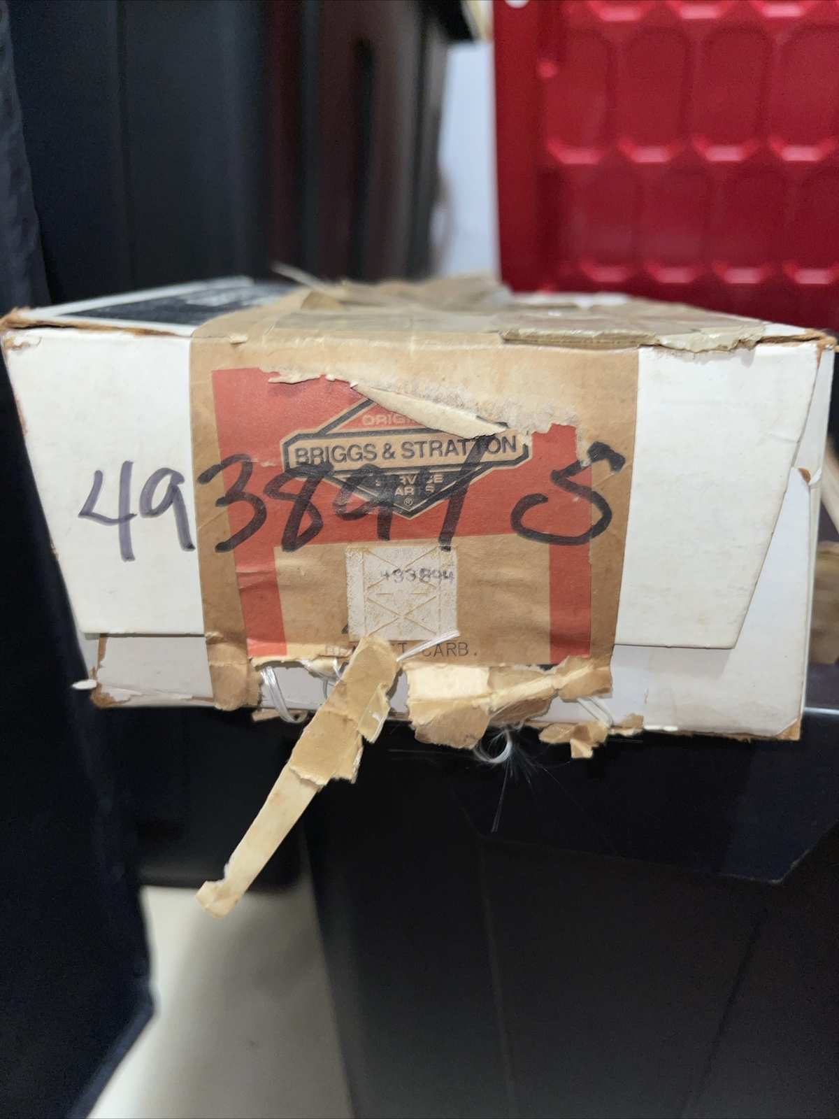 Briggs & Stratton 493894 Control Bracket gallery