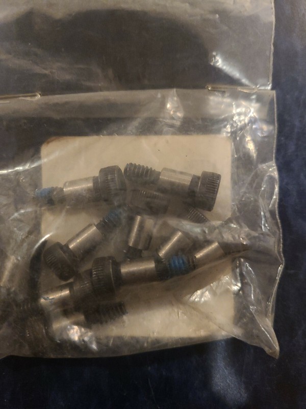 ONE Hitachi Socket Head Screw Shoulder 726022R For NV50AP2, NV50AP Nailer. #195 gallery
