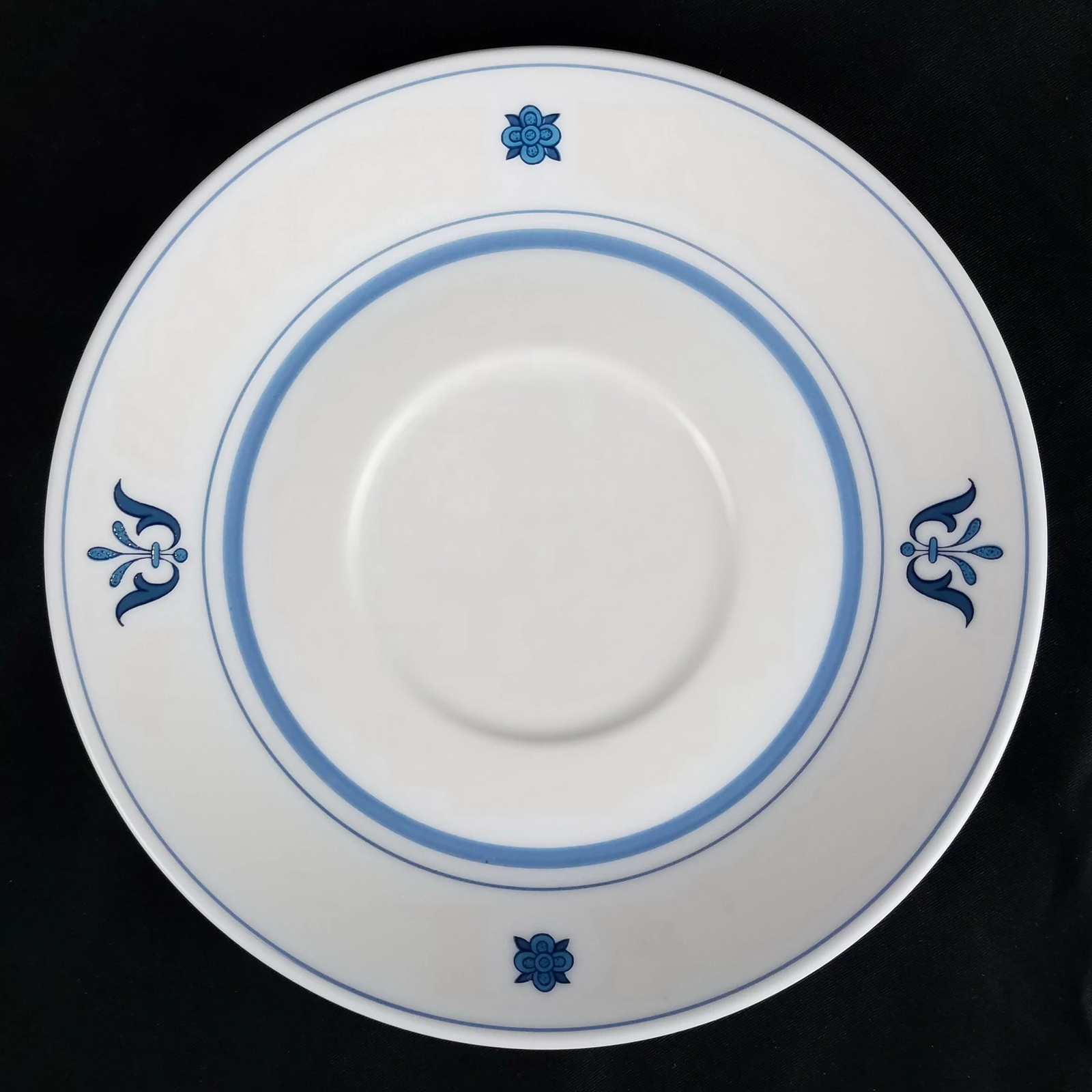 Noritake Progression BLUE HAVEN SAUCER for Flat Cup gallery