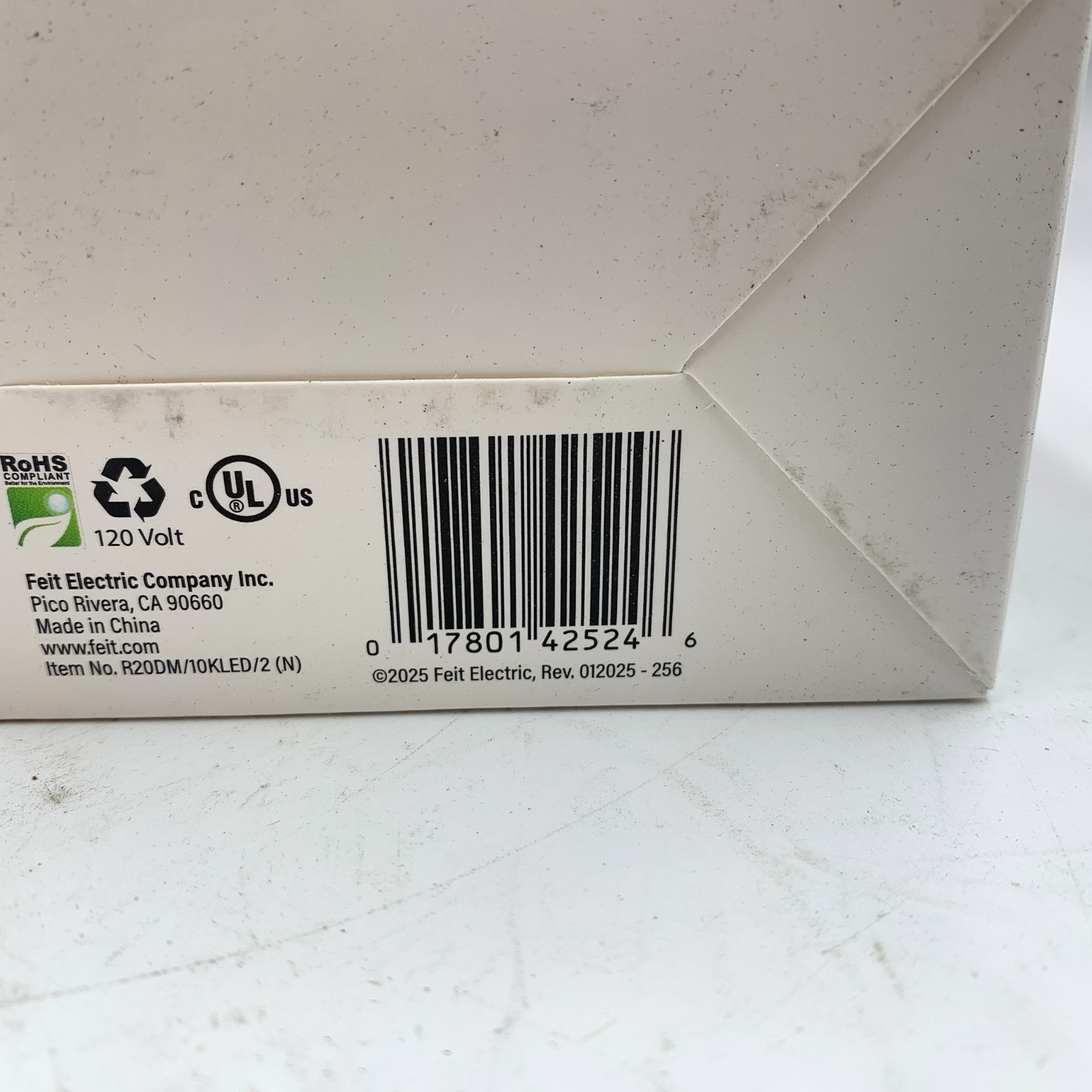 Feit Electric R20 45w LED Light Bulb E26 Base Flood Indoor Outdoor - 12 Bulbs gallery