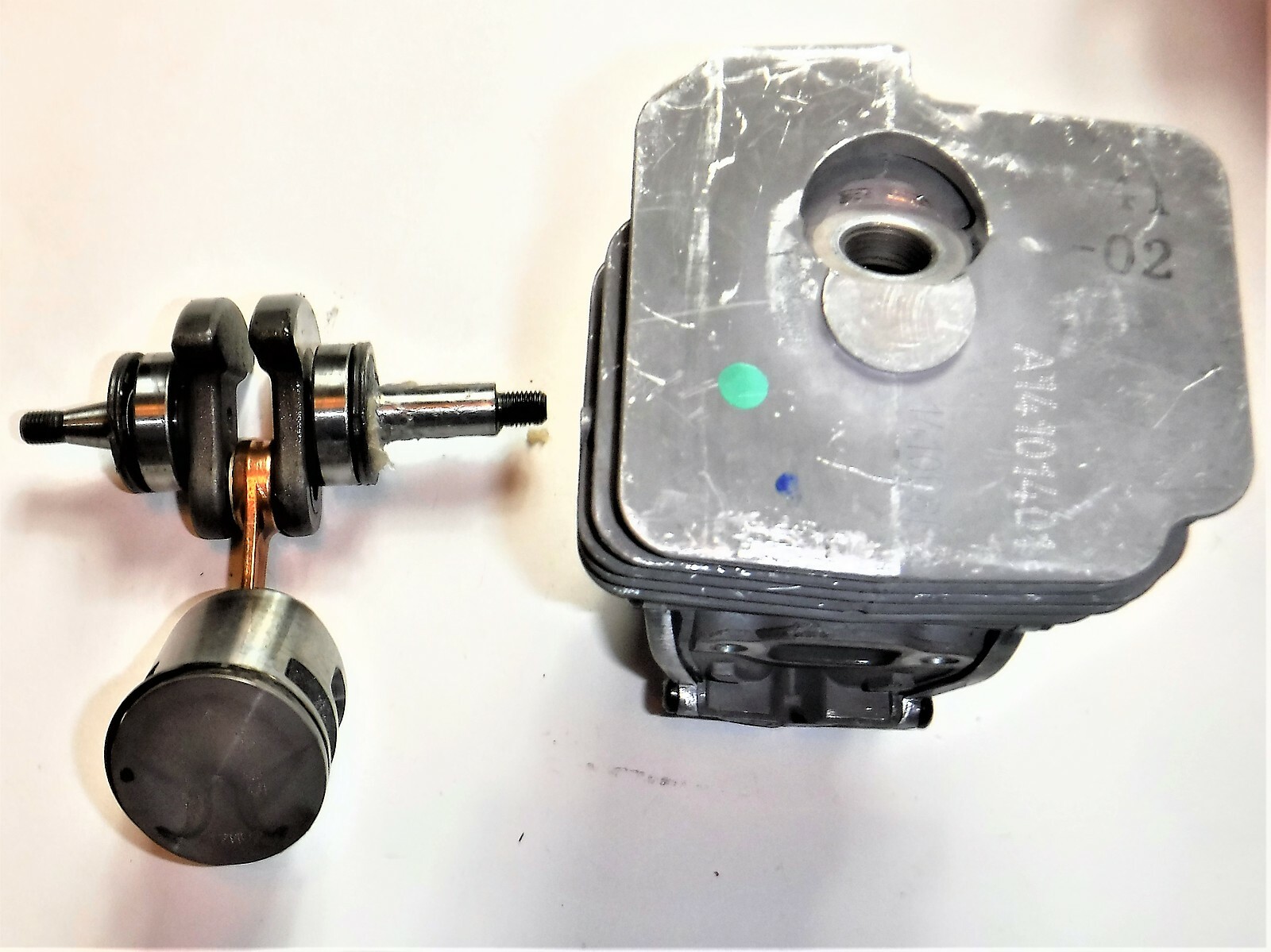 Jonsered 2240 Chainsaw Cylinder / Piston / Crank Shaft / Connecting Rod - OEM gallery