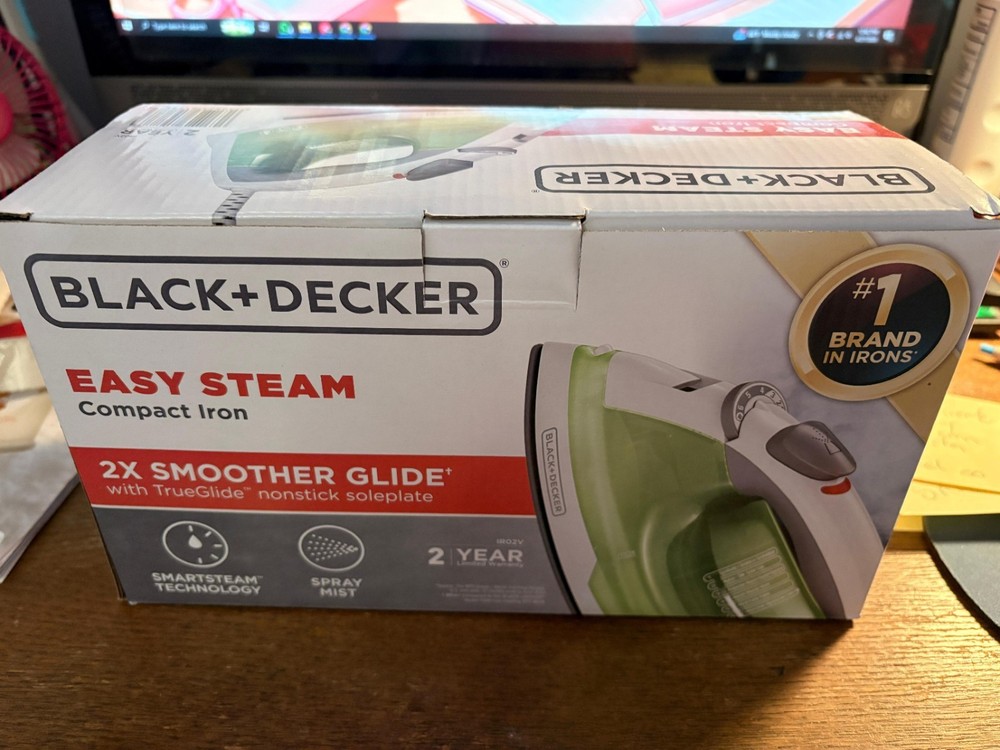 🔥 Plancha BLACK+DECKER Easy Steam Compact Iron – Nueva en Caja