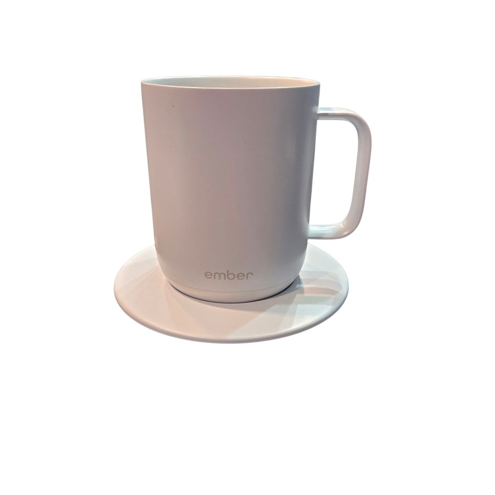 Ember Temperature Control Smart Mug White 10oz CM17 & charging Base