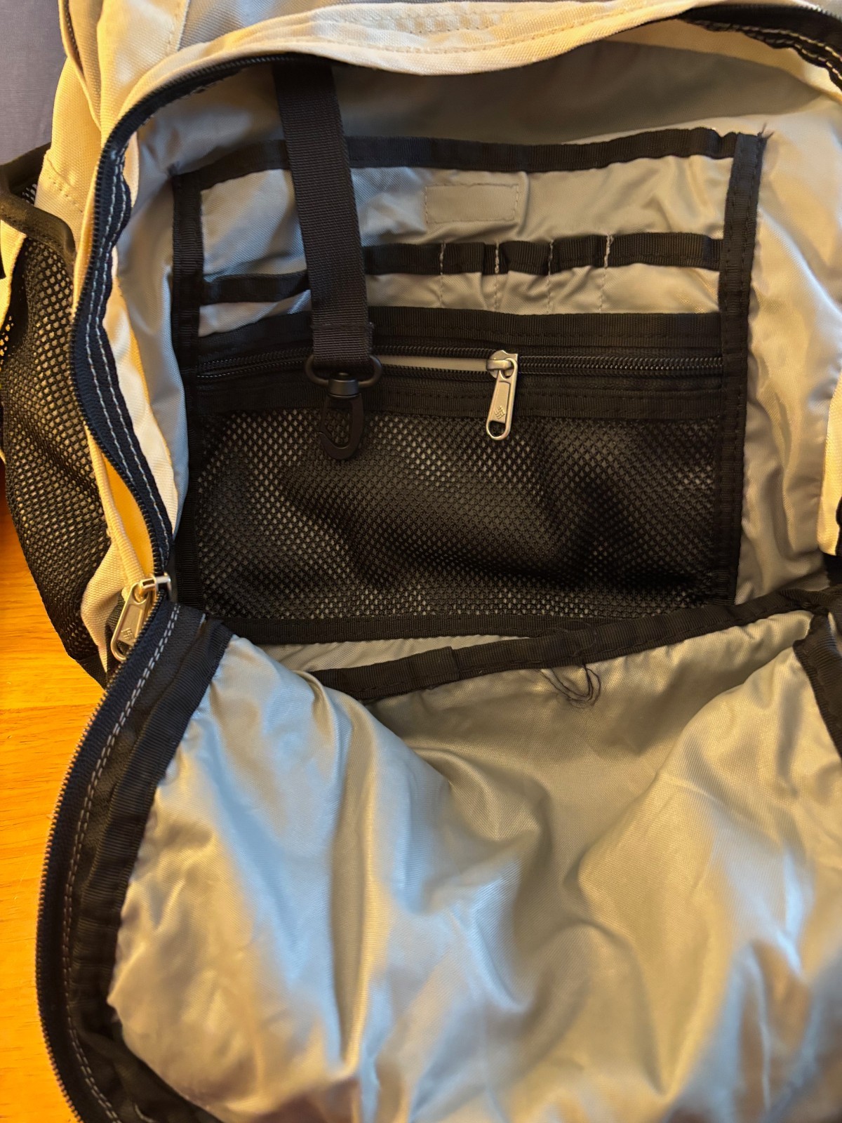 Colombia Daypack With Padded Laptop Compartment 5