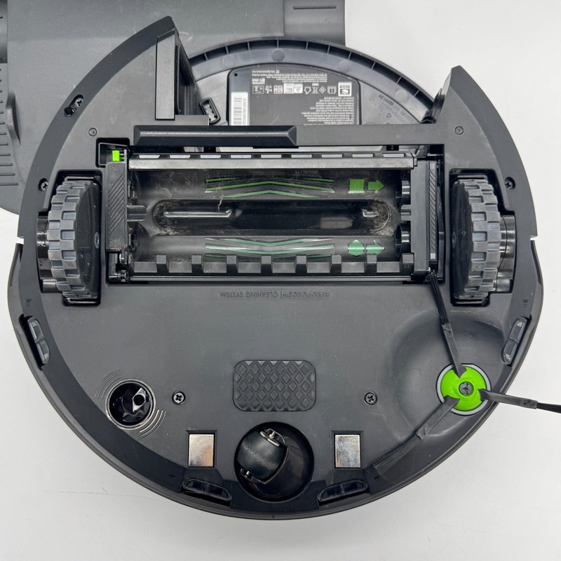 Missing Parts - iRobot Roomba j7+ Self-Emptying Robot Vacuum gallery