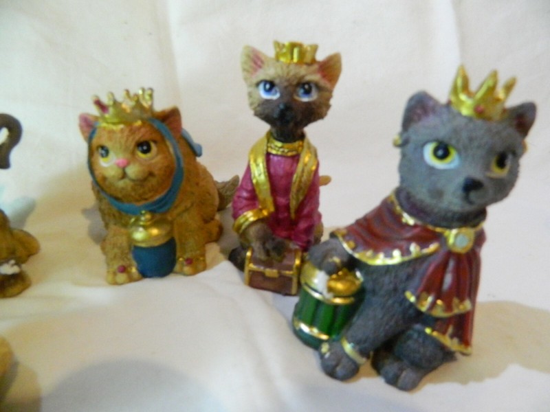Cat Nativity Set - 9 piece gallery
