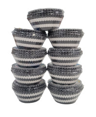 Great Value Bulk Cupcake Liner Set: Black and White Striped 75ct – 9 pack