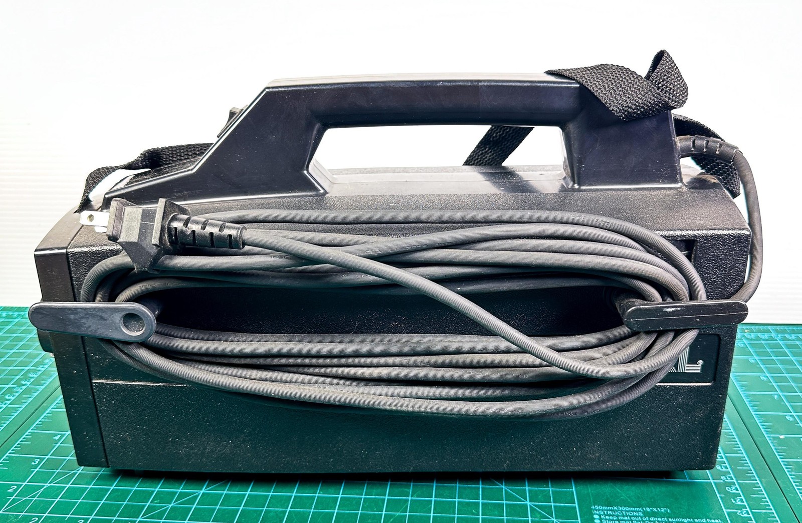 Oreck XL BB870-AD Compact Canister Vacuum Black Bagged Portable TESTED WORKING gallery