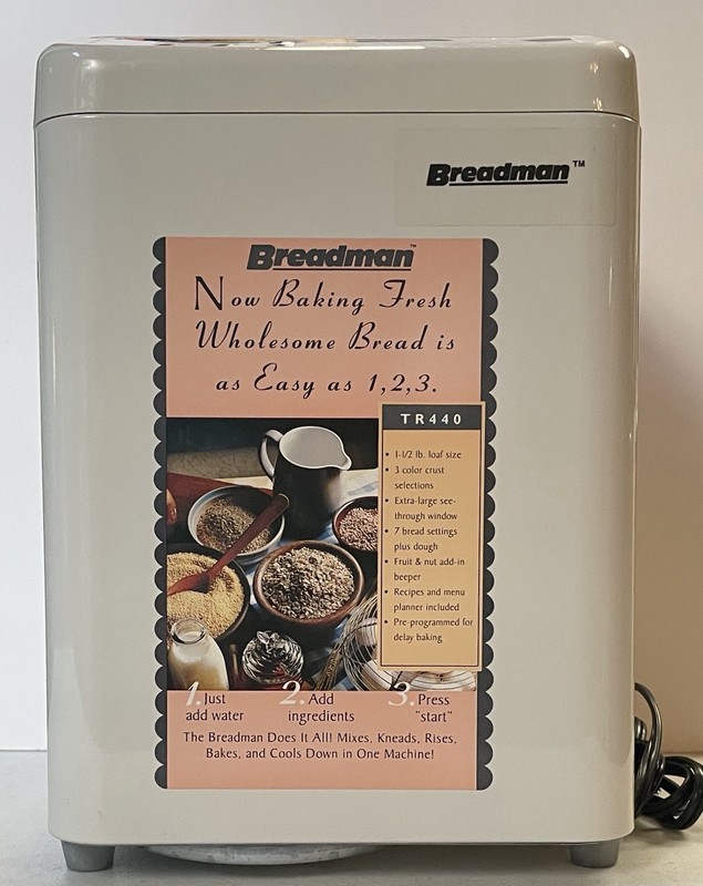 Breadman TR-440 Automatic Bread Maker 1.5 Lb Loaf Homemade Bread Machine gallery