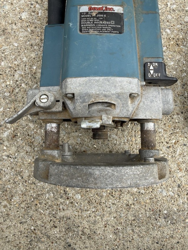 Freud 1/2" Plunge Router Model FT 2000 E, 8,000-22,000 RPM Adjustable, 120V gallery