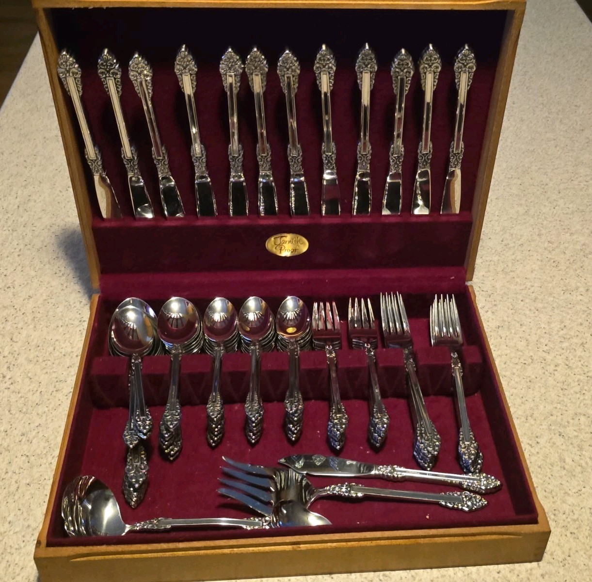 Oneida - Rembrandt Flatware. 81 Pieces Including (12) 5 Piece Place Settings. gallery