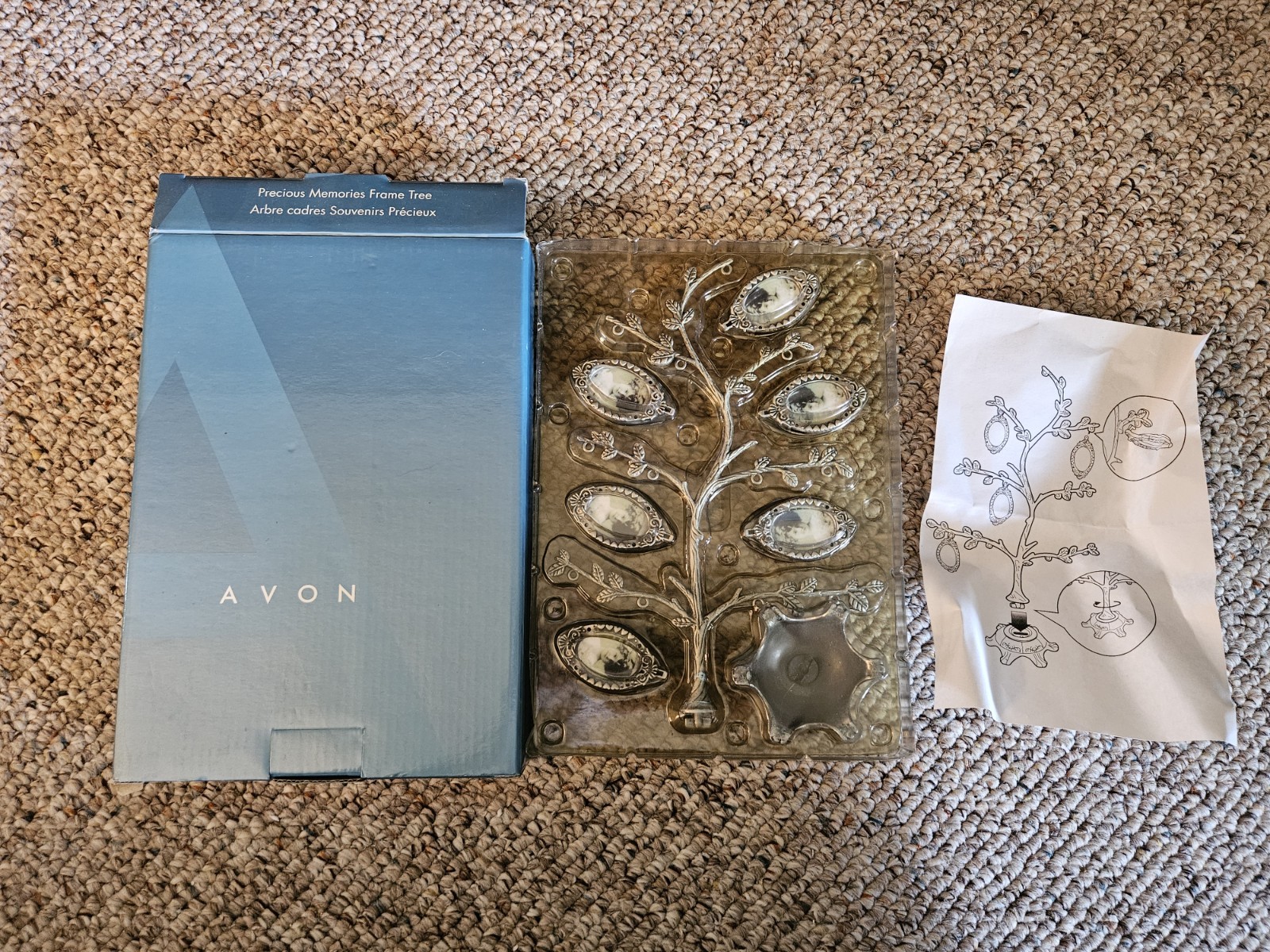 Avon 2005 Precious Memories Frame Tree gallery