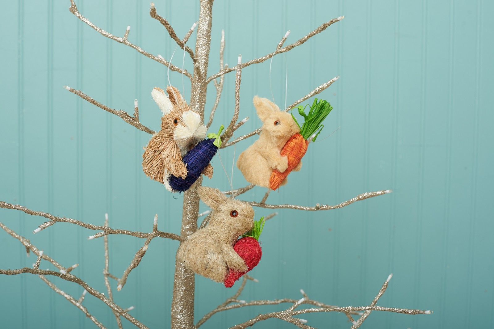 Easter Bunny Rabbits Holding Vegetables Set of 3 Decorative Ornaments gallery