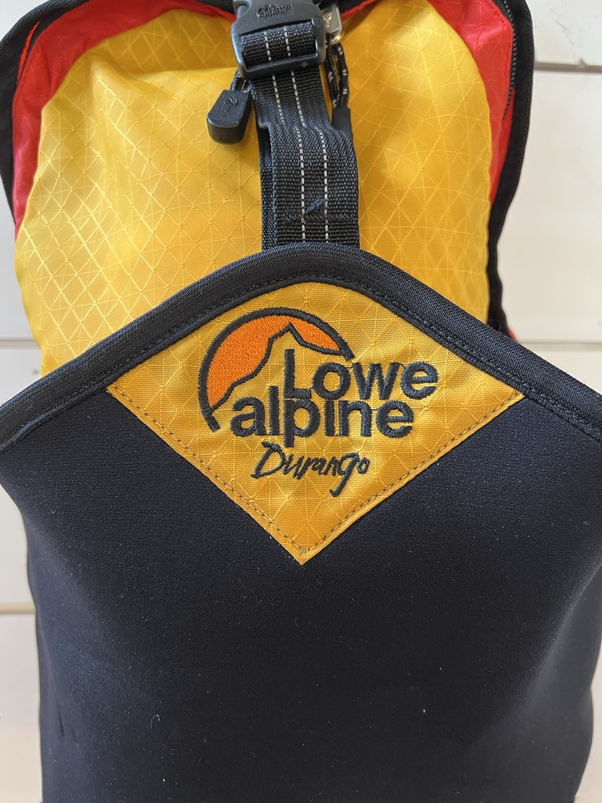Lowe Alpine Black Alpine Durango Backpack Rucksack Hiking Climbing 2