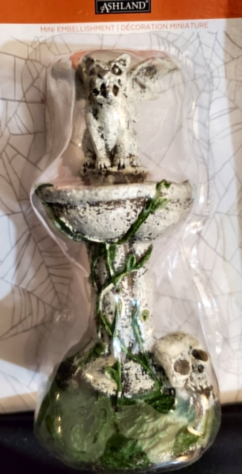 TINY TREASURES Gargoyle Statue Winged Gothic Figure 4.75 in. Resin Halloween NIP gallery