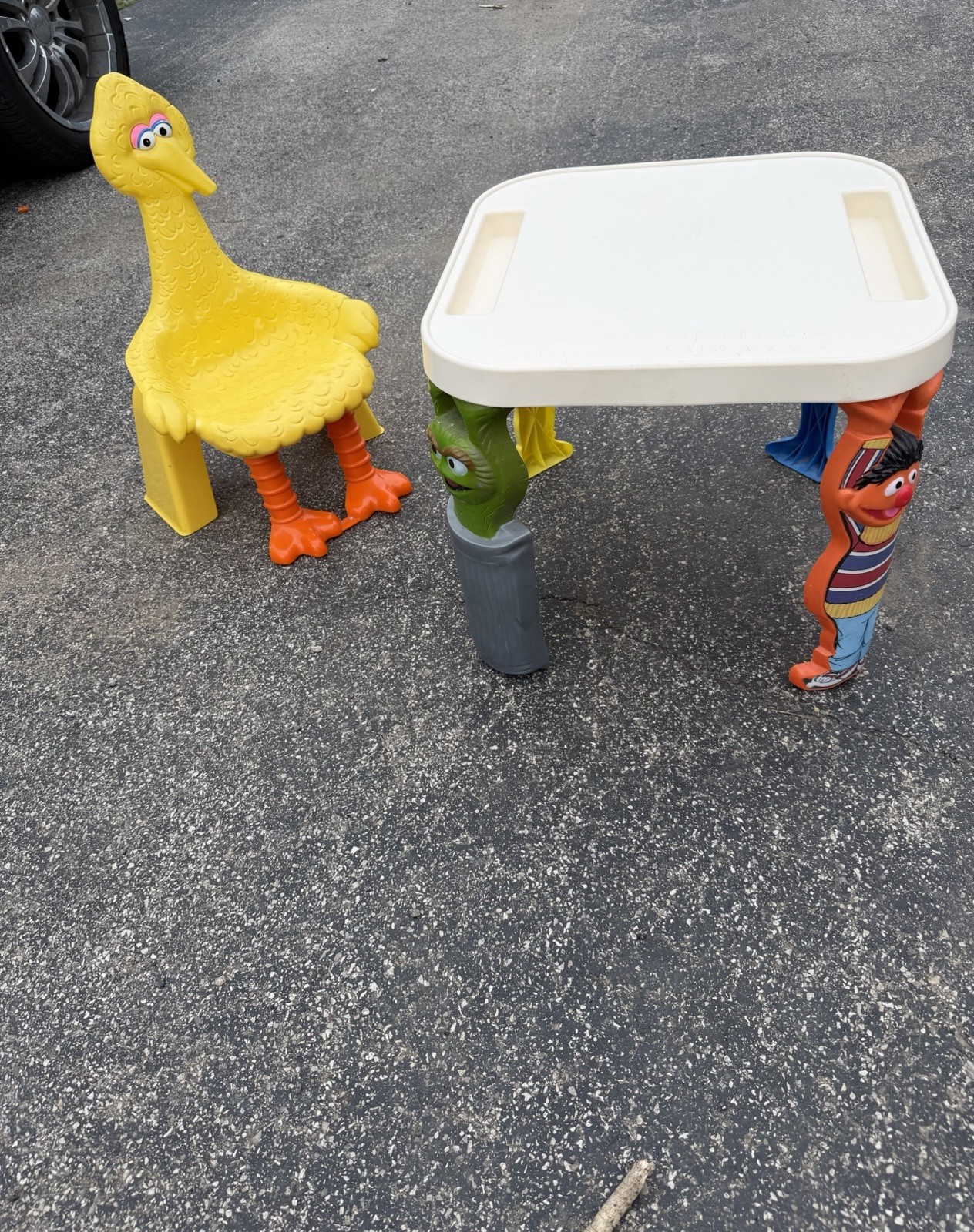 Vintage 1979 seasame street table WITH big bird chair gallery