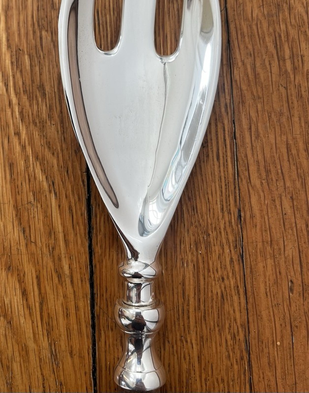 Two’s Company Silver Plated Serving Salad Spoon and Fork Set Rosewood Handles gallery