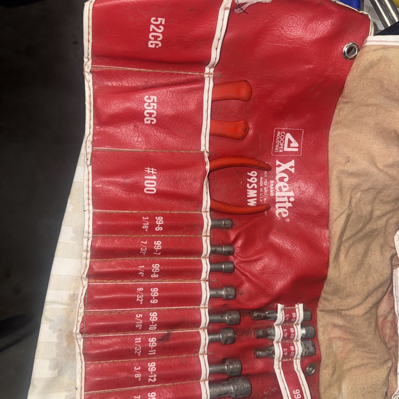 Xcelite Service Master no. 99SMW Red roll up tool kit gallery
