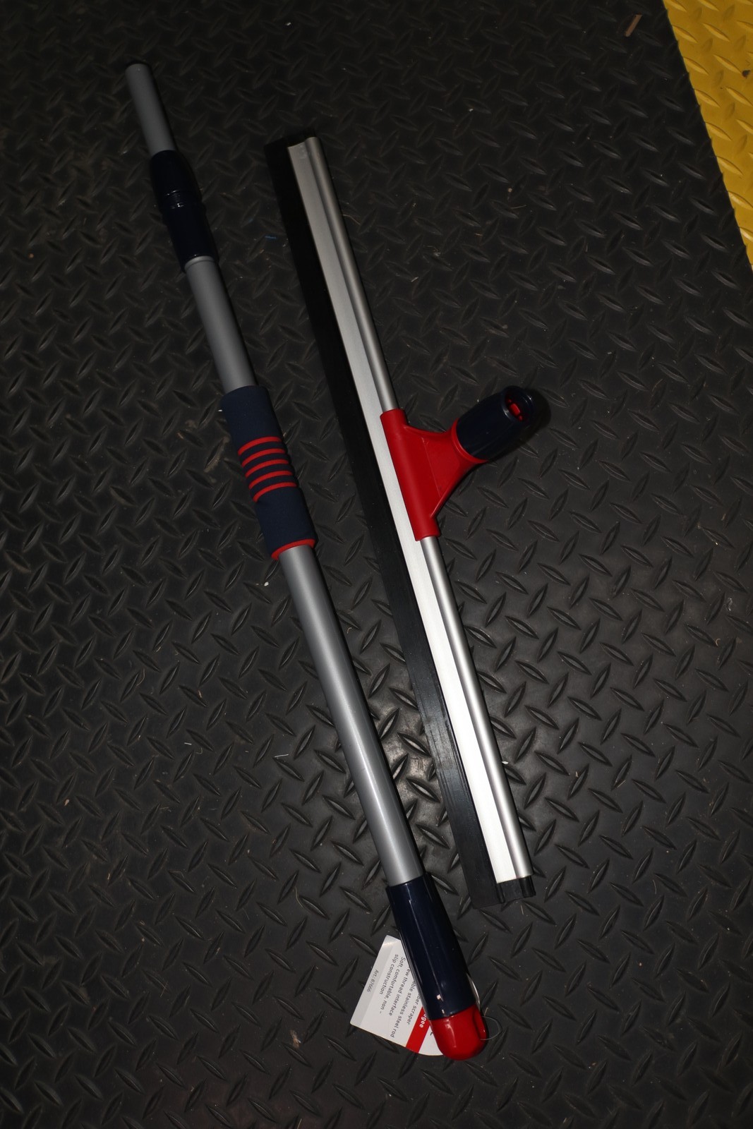 Easy To Assemble Powrwave Squeegee 33" Pole gallery