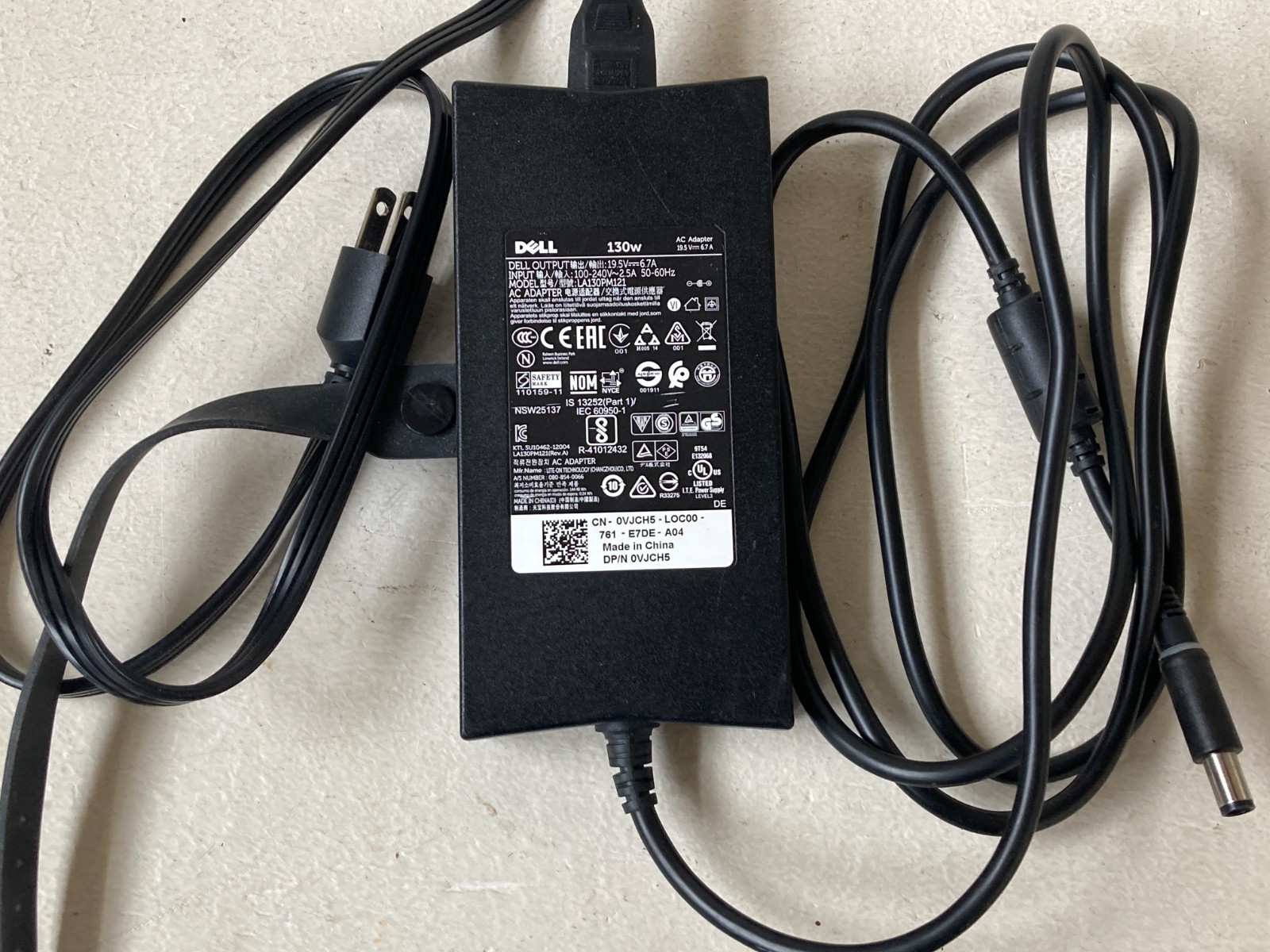 Genuine Dell 130w Charger AC Power Adapter LA130PM121 19.5 Volt 6.7 A gallery