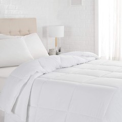 Amazon Basics White Down Alternative Comforter Duvet Insert Full/Queen New