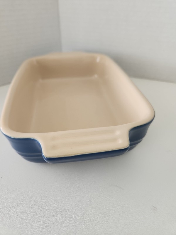 LE CREUSET 16-21 Stoneware Rectangular Baking Casserole 8”x6”x2.5" Blue Tan gallery