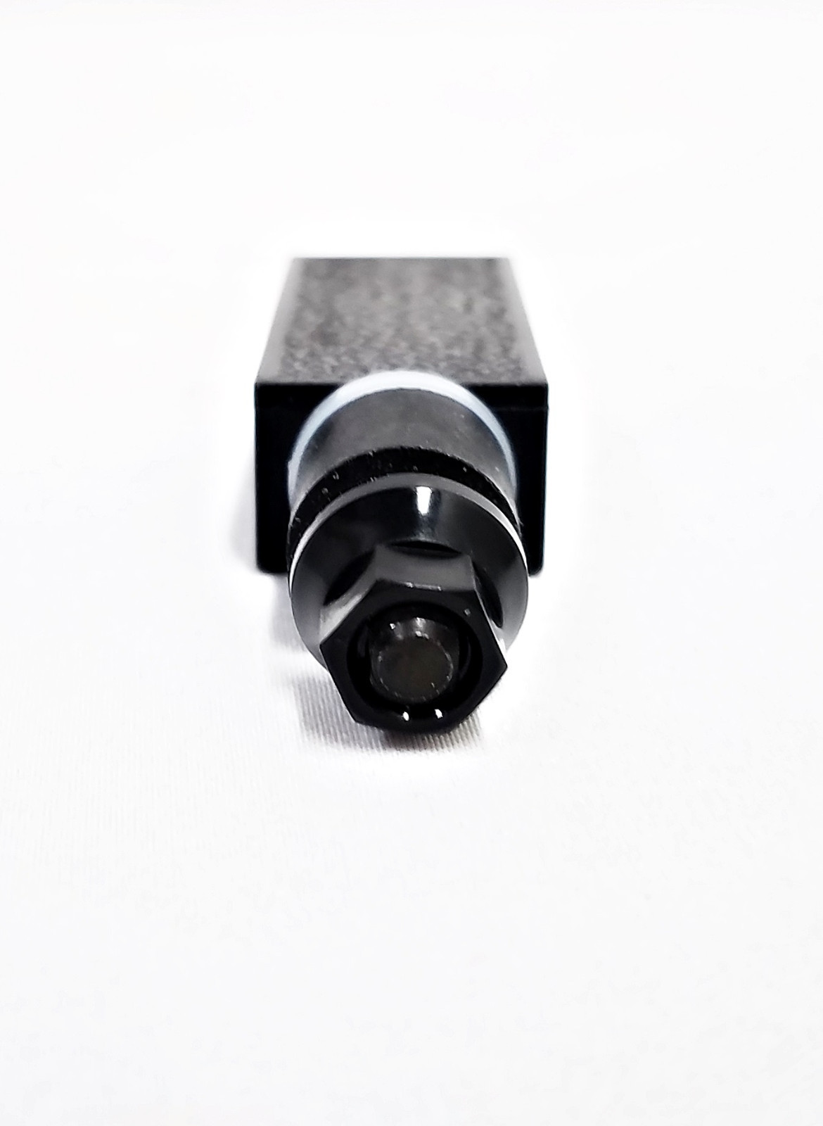 Harman & Heatilator Stove Fuel Hopper Lid Swell Latch, 1-00-199110, 3-31-199110 gallery