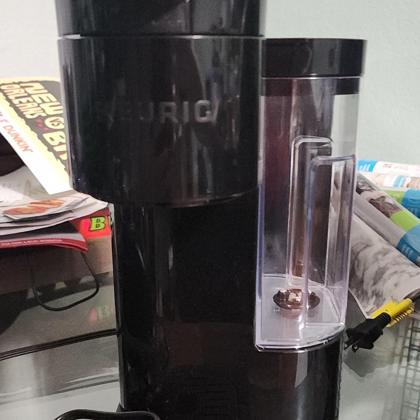 Keurig K-Slim Pod Coffee Machine Black K-Cup Compatible Removable Water Tank gallery