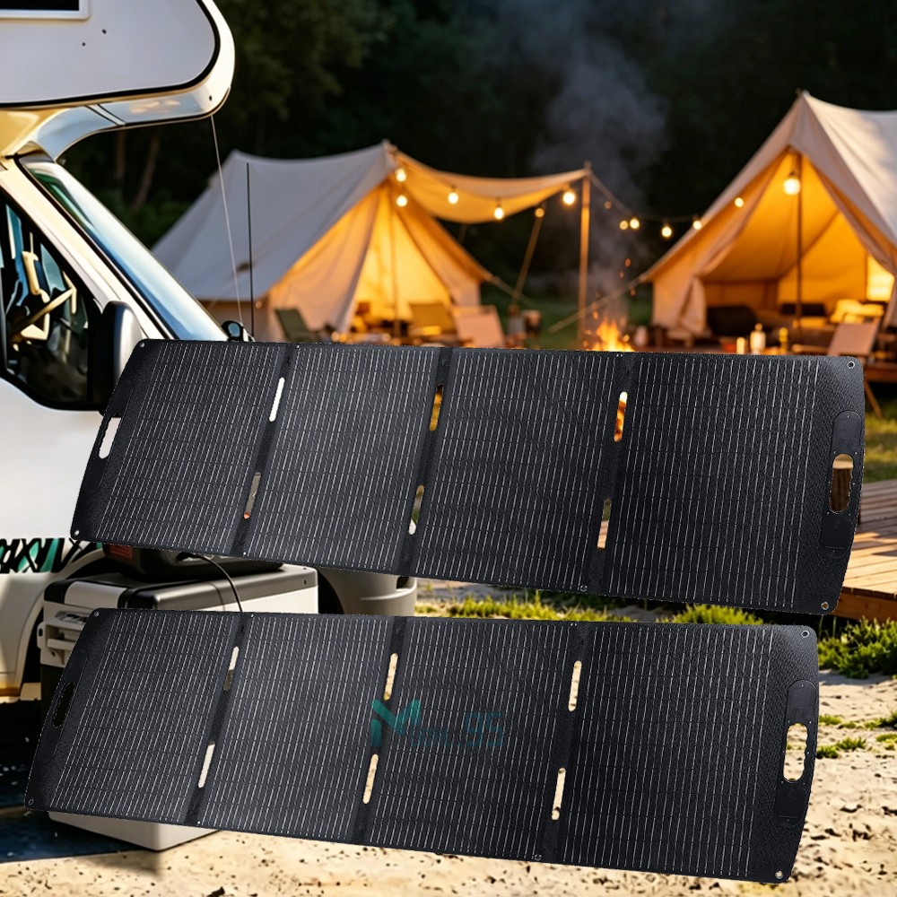 400W Portable Solar Panel Waterproof IP66 Foldable Solar Panel with Kickstand gallery