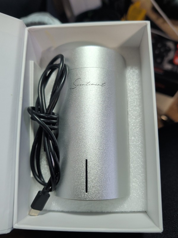 Mini 2 Diffuser - Cold Air Aroma Diffuser for Home Covers 500 Square Feet gallery