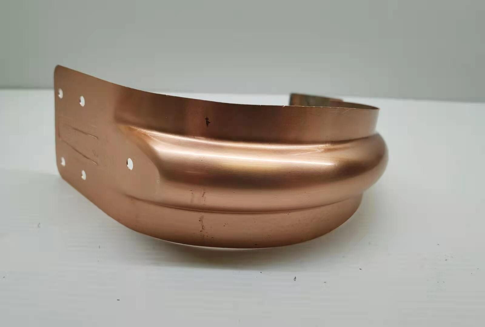 6 inch cooper half around gutter hanger 75 pcs/box gallery