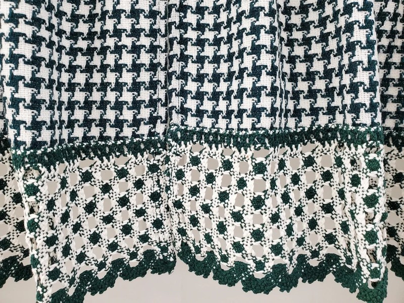 Hunter Green Houndstooth Swag Pair with Crochet Hem 60Wx38L gallery