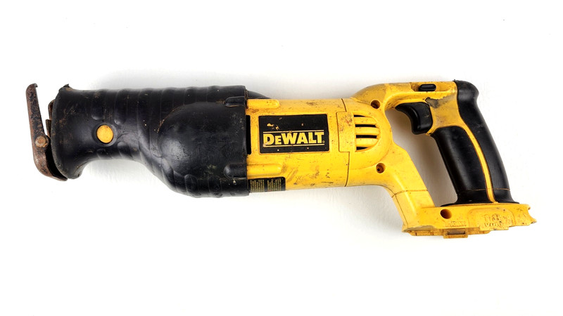 DeWalt DC385 18V Type 2 Variable Speed Reciprocating Saw with 2 Saw zall Blades gallery