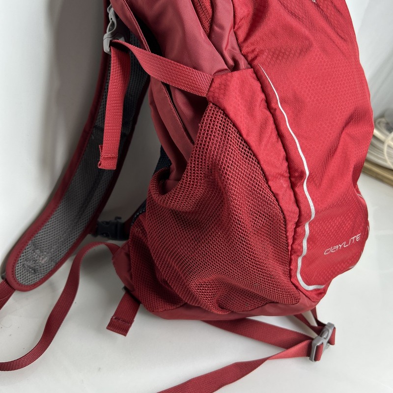 Osprey Daylite Backpack Red Outdoors Hiking Pack Sling 2