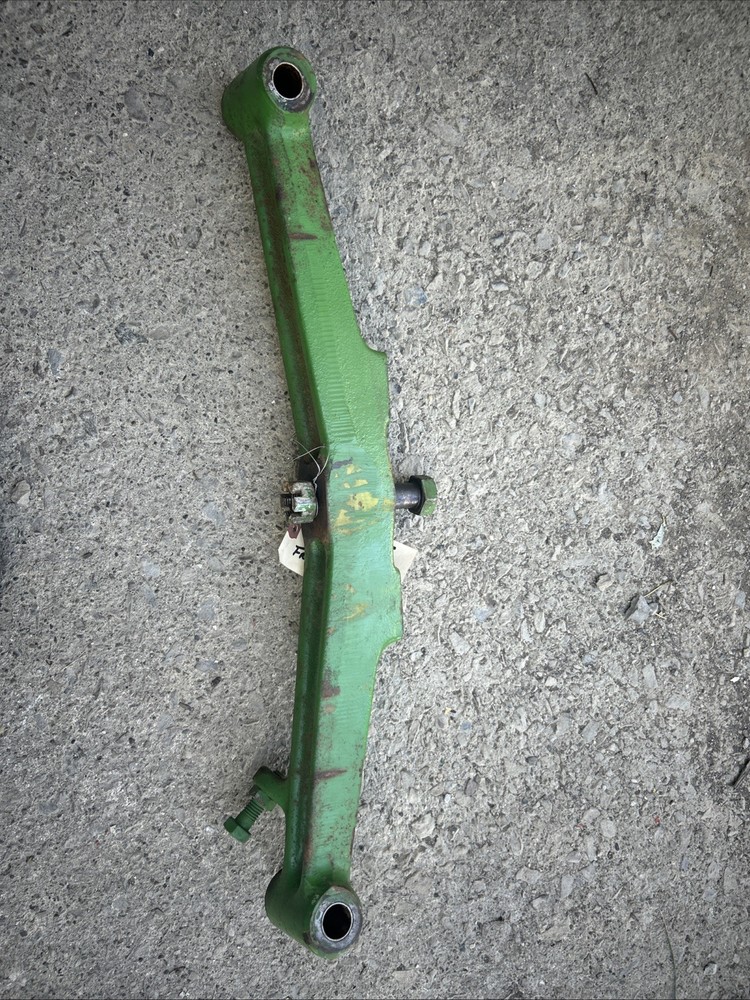 John Deere 110 Tractor TO641 Front Axle